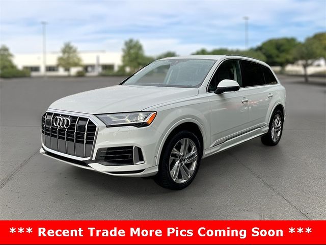 2023 Audi Q7 Premium Plus