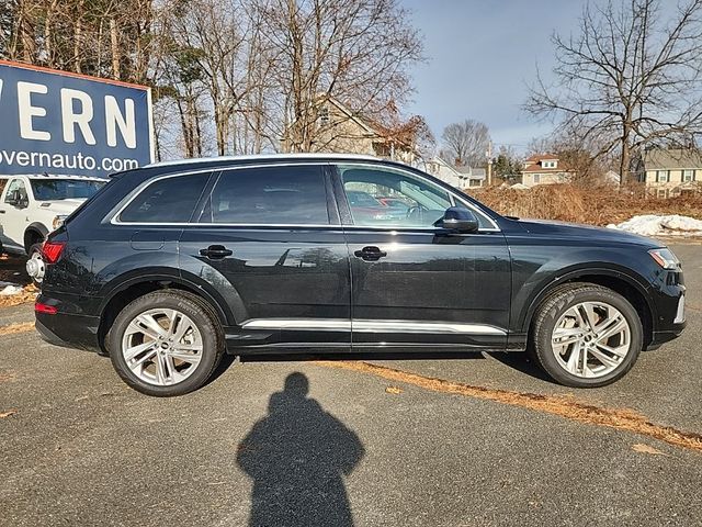 2023 Audi Q7 Premium Plus