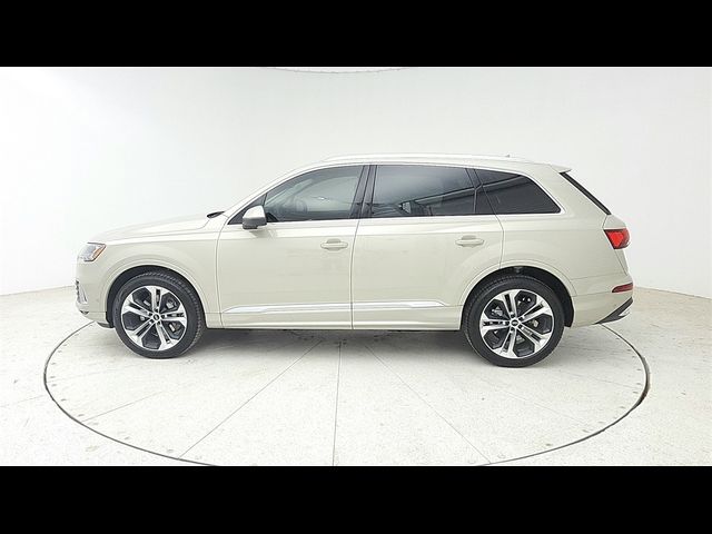 2023 Audi Q7 Premium Plus