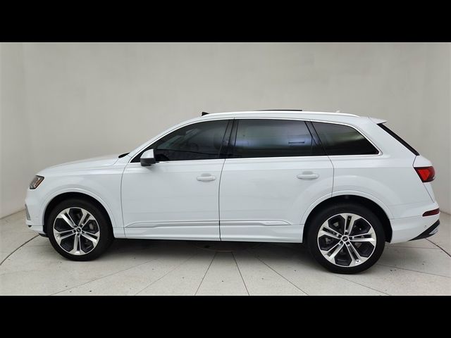 2023 Audi Q7 Premium Plus