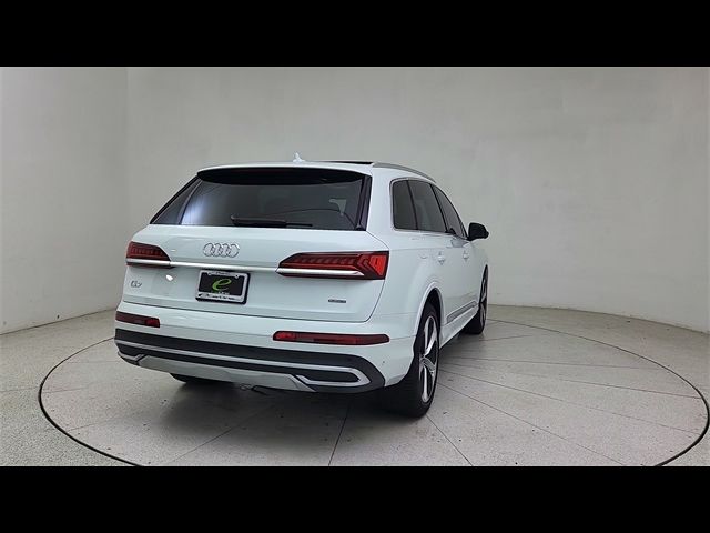 2023 Audi Q7 Premium Plus