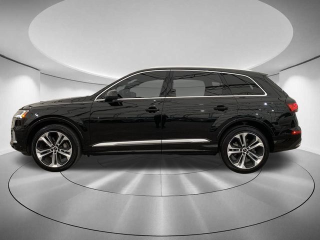 2023 Audi Q7 Premium Plus