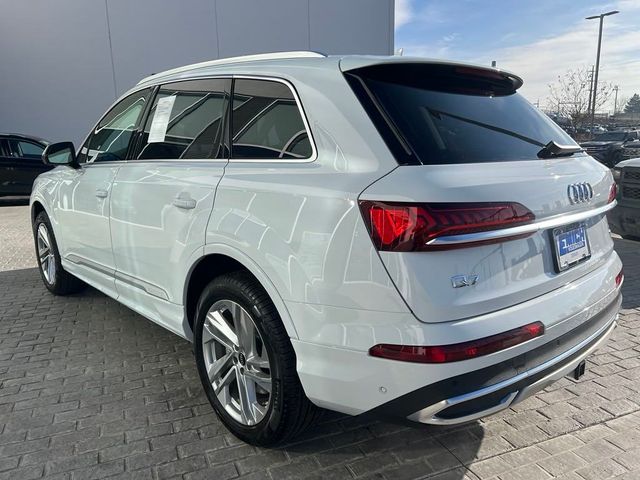 2023 Audi Q7 Premium Plus