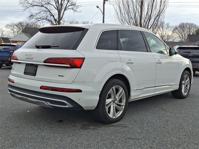 2023 Audi Q7 Premium Plus