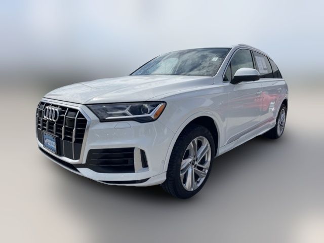 2023 Audi Q7 Premium Plus