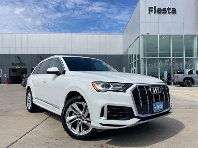 2023 Audi Q7 Premium Plus