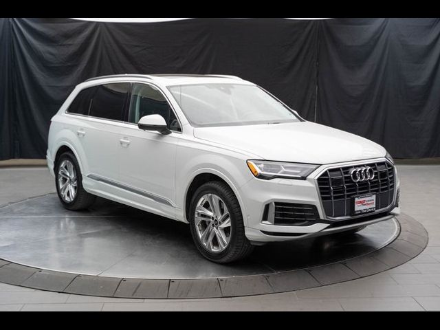2023 Audi Q7 Premium Plus