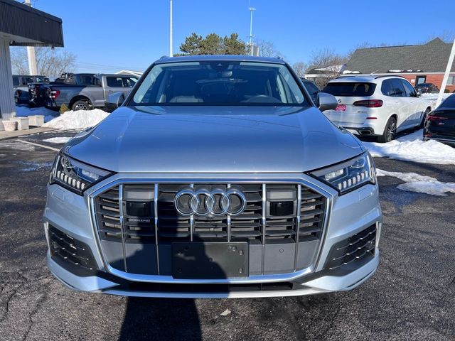 2023 Audi Q7 Premium Plus