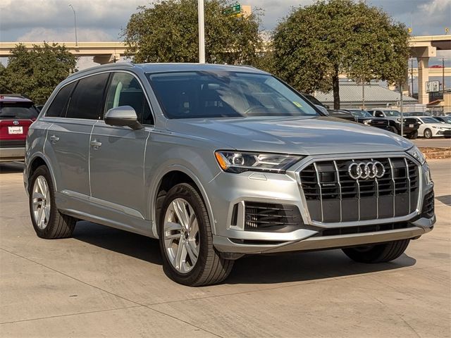 2023 Audi Q7 Premium Plus