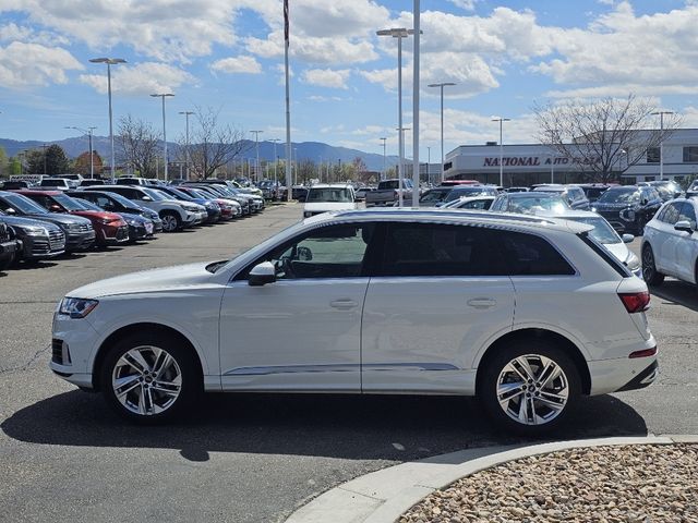 2023 Audi Q7 Premium Plus