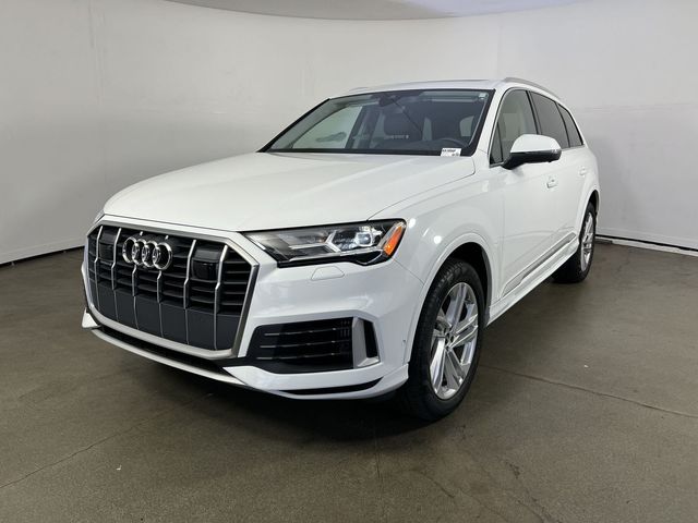 2023 Audi Q7 Premium Plus