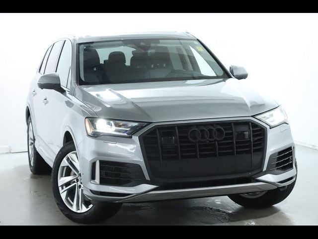 2023 Audi Q7 Premium Plus