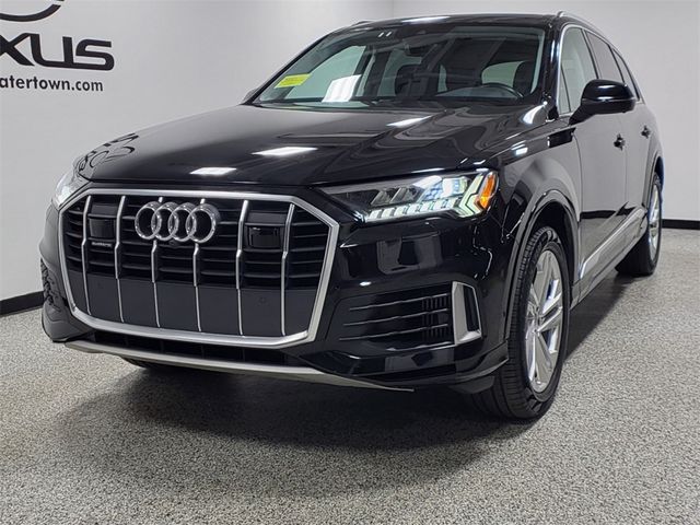 2023 Audi Q7 Premium Plus