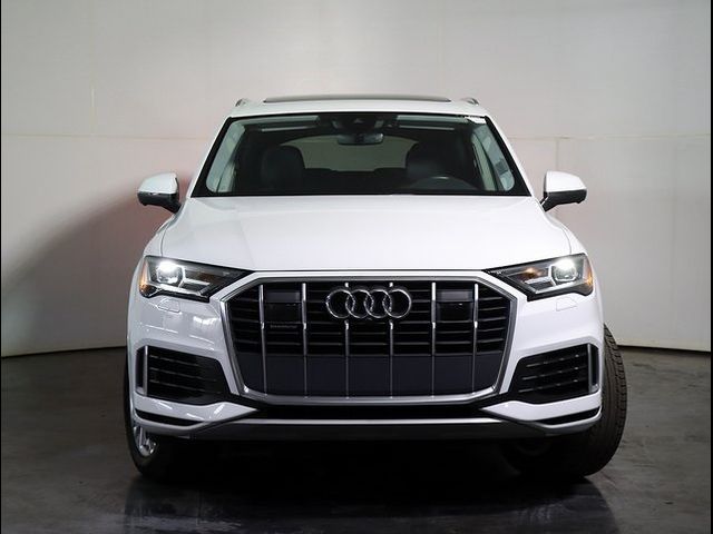 2023 Audi Q7 Premium Plus