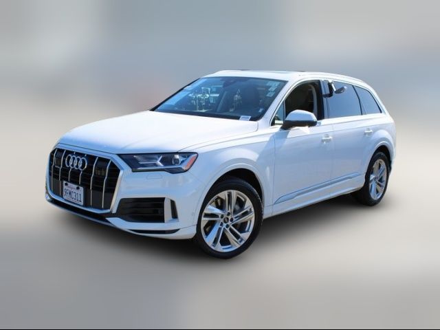 2023 Audi Q7 Premium Plus