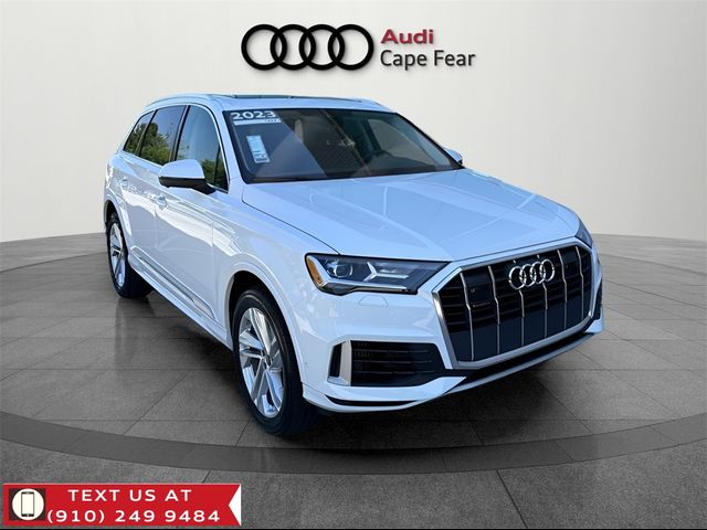 2023 Audi Q7 Premium Plus