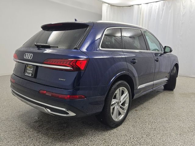 2023 Audi Q7 Premium Plus