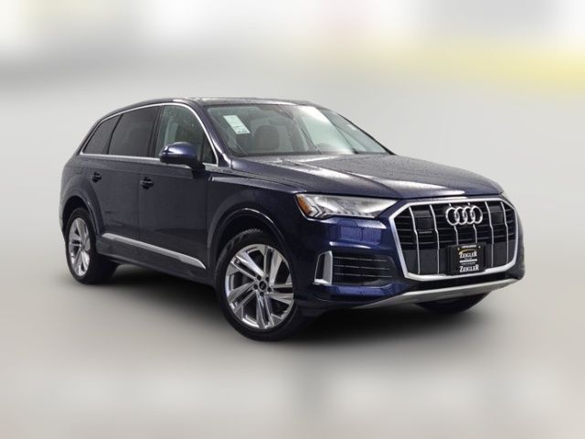 2023 Audi Q7 Premium Plus