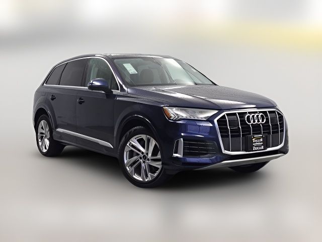 2023 Audi Q7 Premium Plus