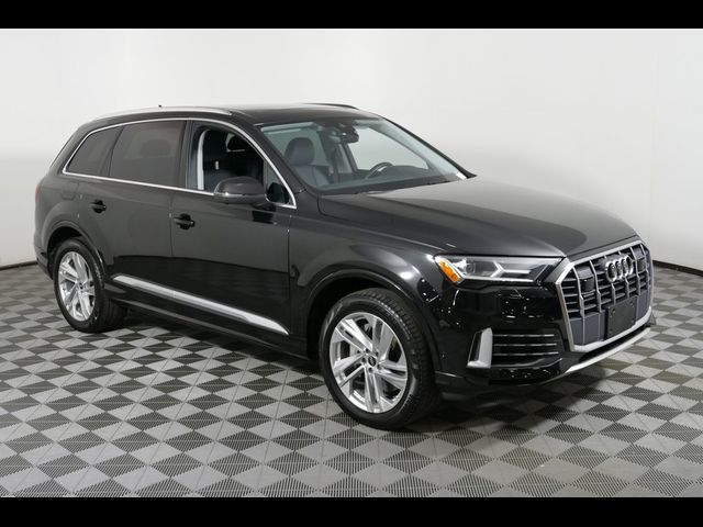 2023 Audi Q7 Premium Plus