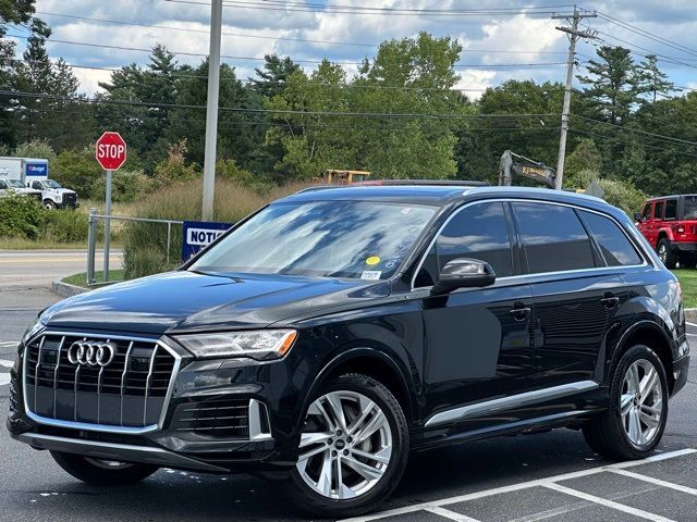 2023 Audi Q7 Premium Plus