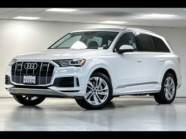 2023 Audi Q7 Premium Plus