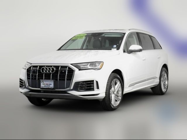 2023 Audi Q7 Premium Plus