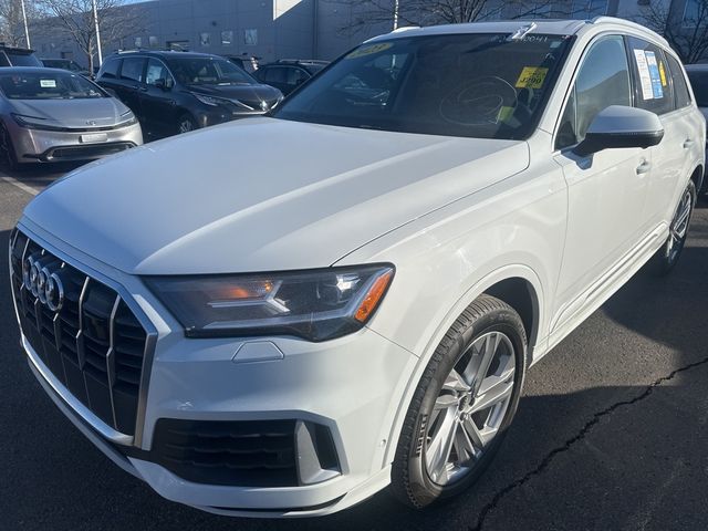 2023 Audi Q7 Premium Plus