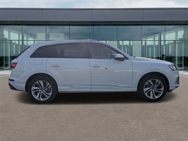 2023 Audi Q7 Premium Plus