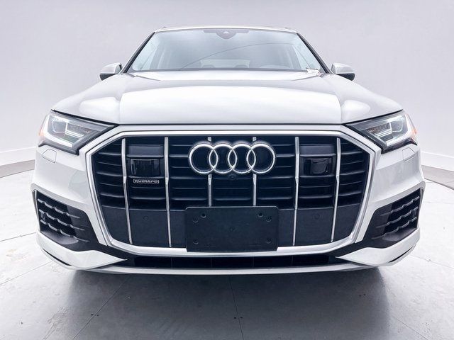 2023 Audi Q7 Premium Plus