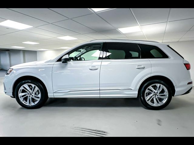 2023 Audi Q7 Premium Plus