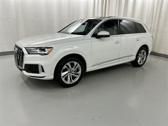 2023 Audi Q7 Premium Plus