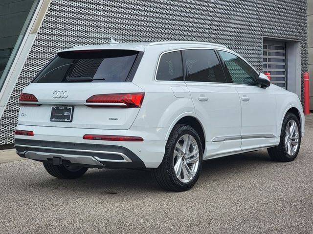 2023 Audi Q7 Premium Plus