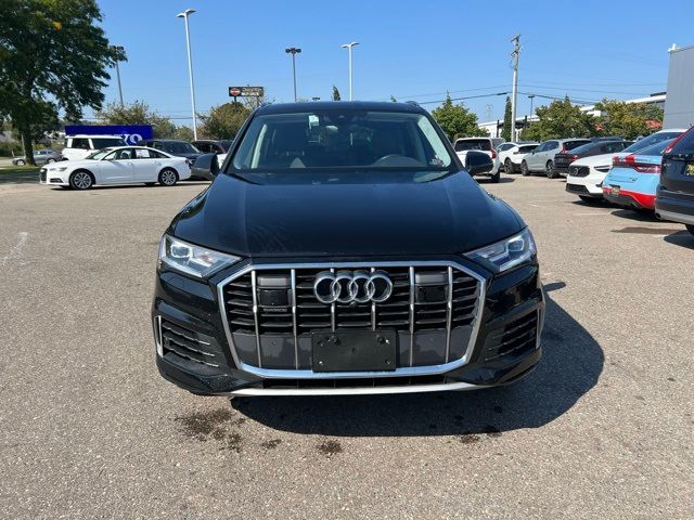 2023 Audi Q7 Premium Plus