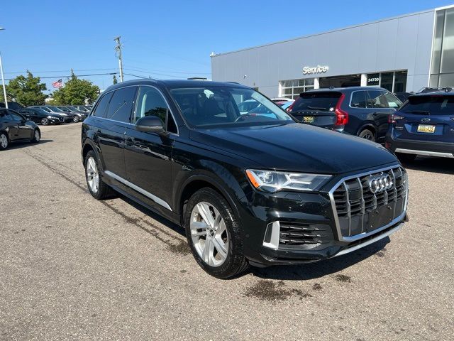 2023 Audi Q7 Premium Plus