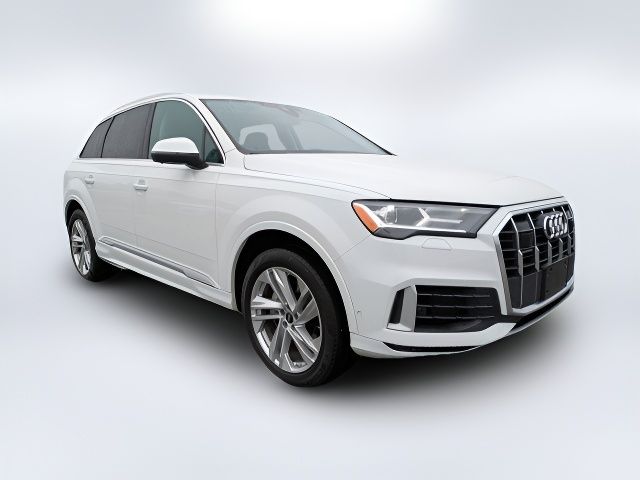 2023 Audi Q7 Premium Plus