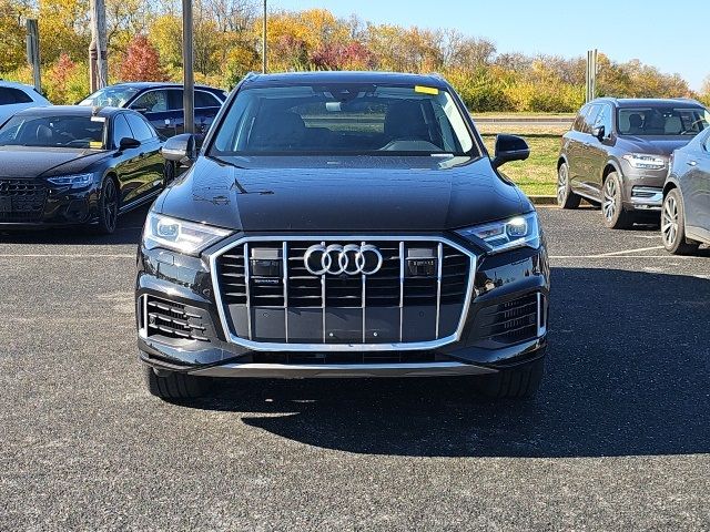 2023 Audi Q7 Premium Plus