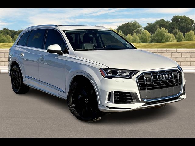 2023 Audi Q7 Premium Plus