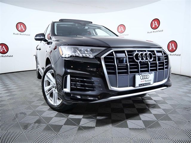 2023 Audi Q7 Premium Plus