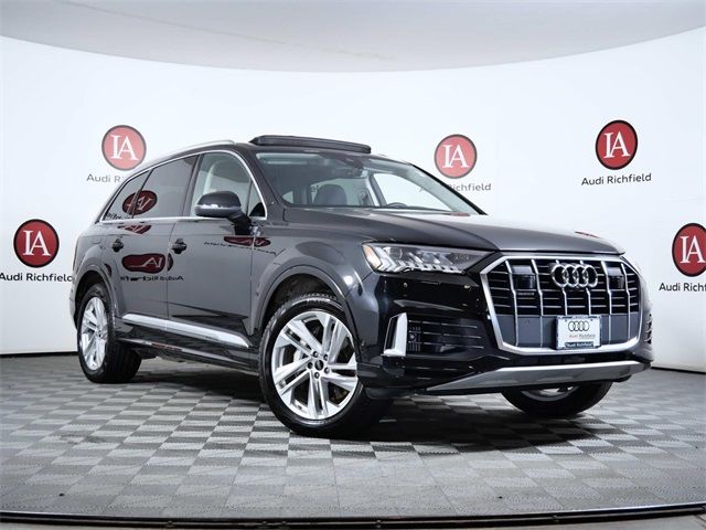 2023 Audi Q7 Premium Plus