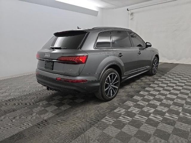 2023 Audi Q7 Premium Plus