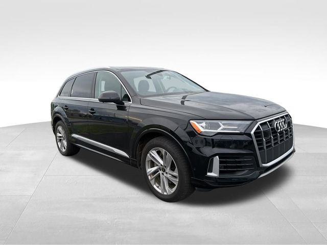 2023 Audi Q7 Premium Plus
