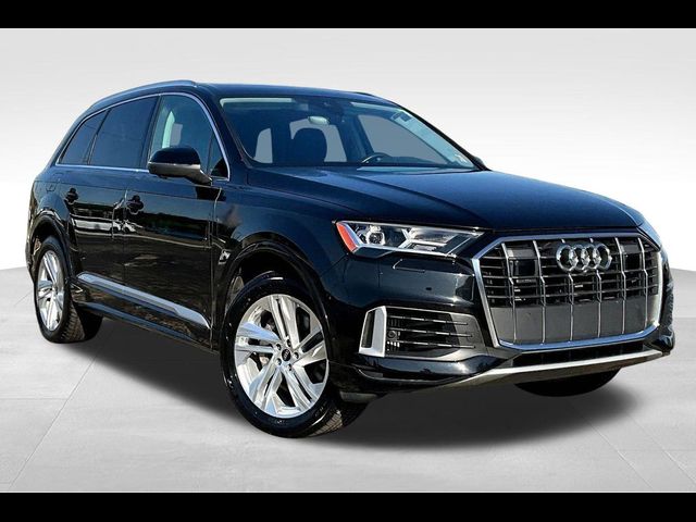 2023 Audi Q7 Premium Plus