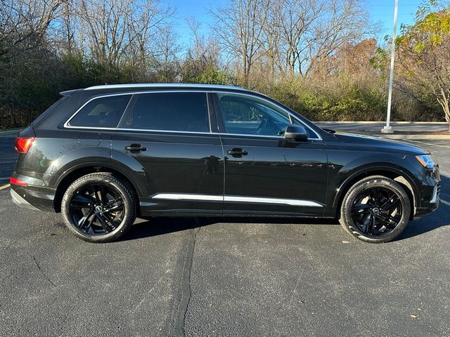 2023 Audi Q7 Premium Plus