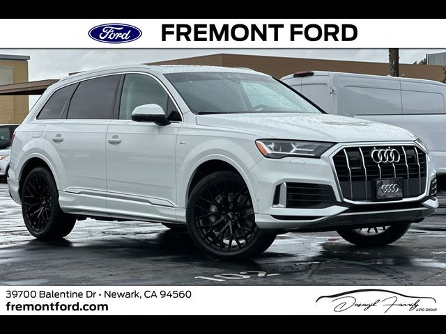 2023 Audi Q7 Premium Plus