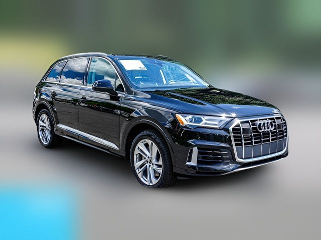 2023 Audi Q7 Premium Plus