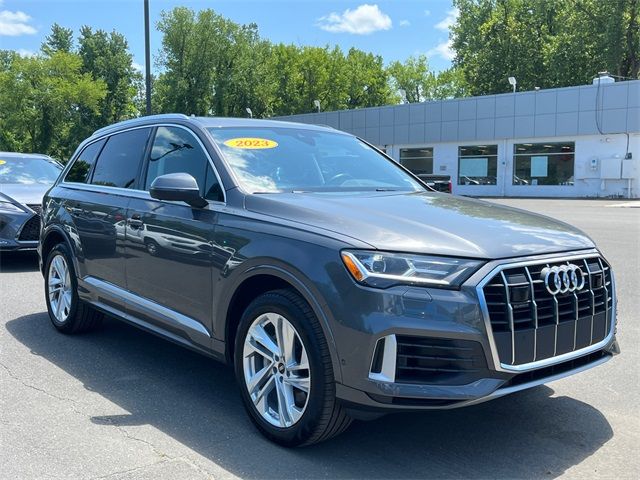 2023 Audi Q7 Premium Plus