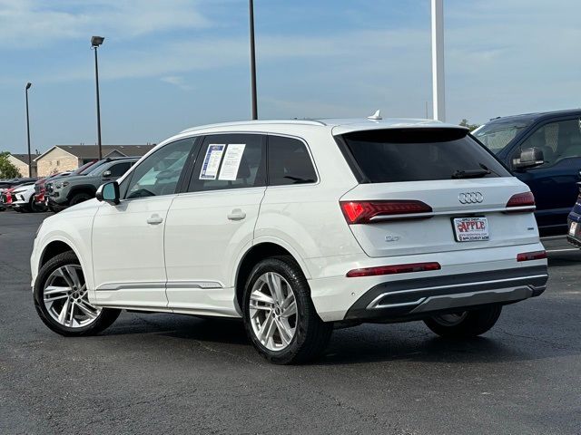 2023 Audi Q7 Premium Plus