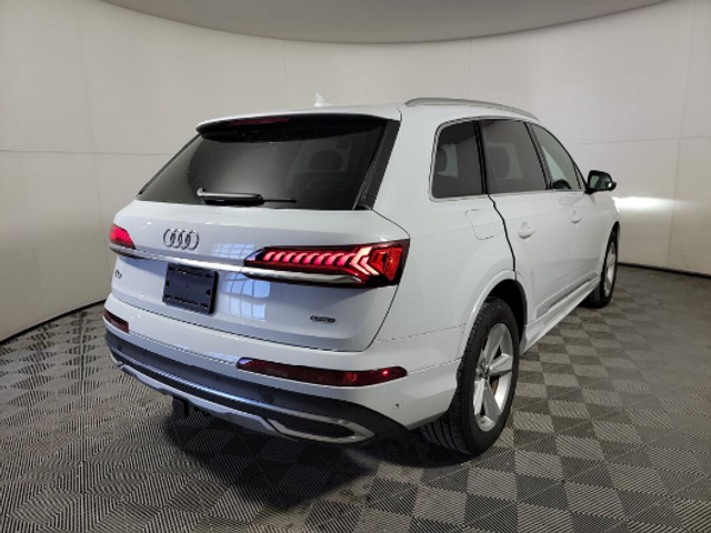 2023 Audi Q7 Premium