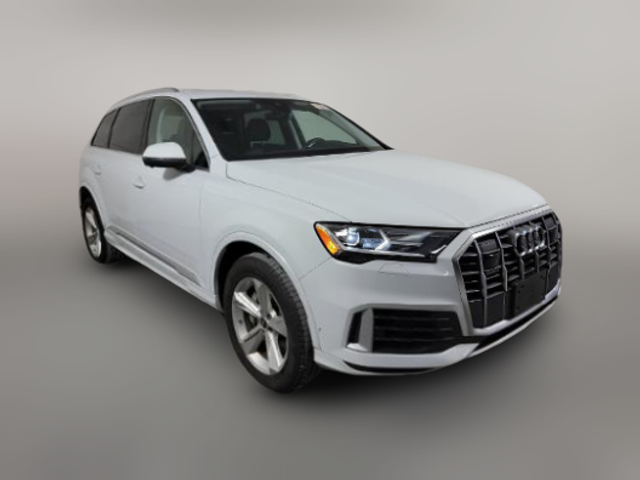 2023 Audi Q7 Premium